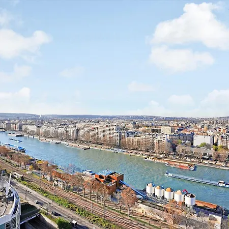 Apartamento Refait A Neuf Avec Balcon Et Vue Sur La Seine - Bail Mobilite Paris
