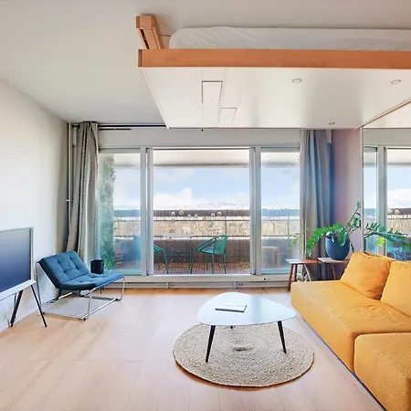 Refait A Neuf Avec Balcon Et Vue Sur La Seine - Bail Mobilite