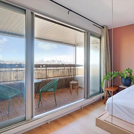 Refait A Neuf Avec Balcon Et Vue Sur La Seine - Bail Mobilite *
